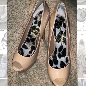 Jessica Simpson Platform Pumps! 🖤 7.5